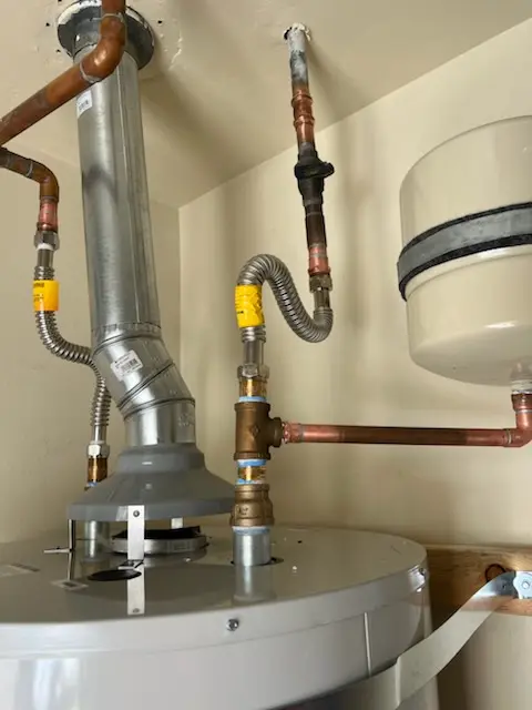 Water heater installation and plumbing repair in Casitas Springs